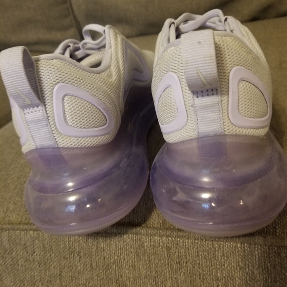 Nike Air Max 720 - Picture 3 of 3